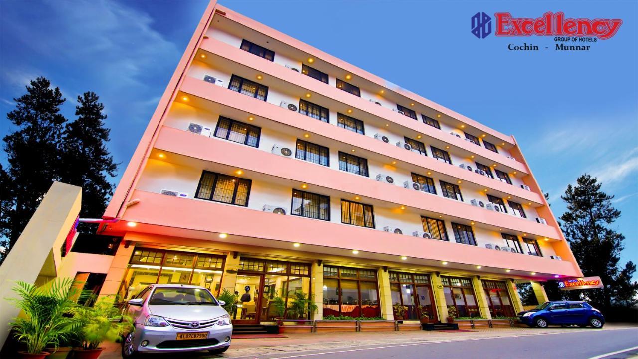 Hotel Excellency Kochi Extérieur photo